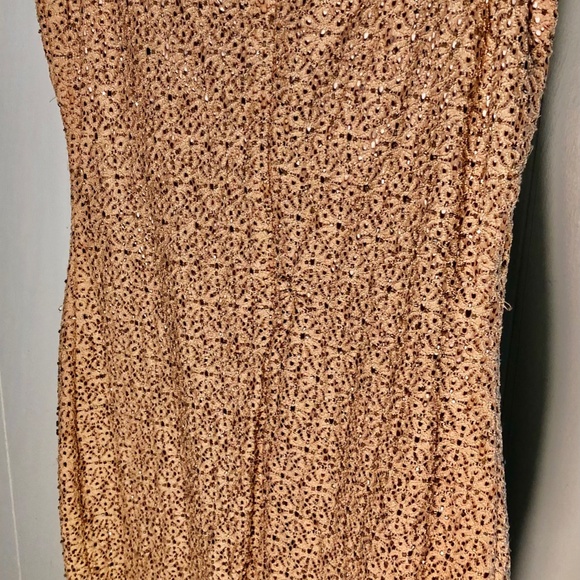 BLACKTIE, OLEG CASSINI , GOLD SEQUIN NET - Picture 2 of 10